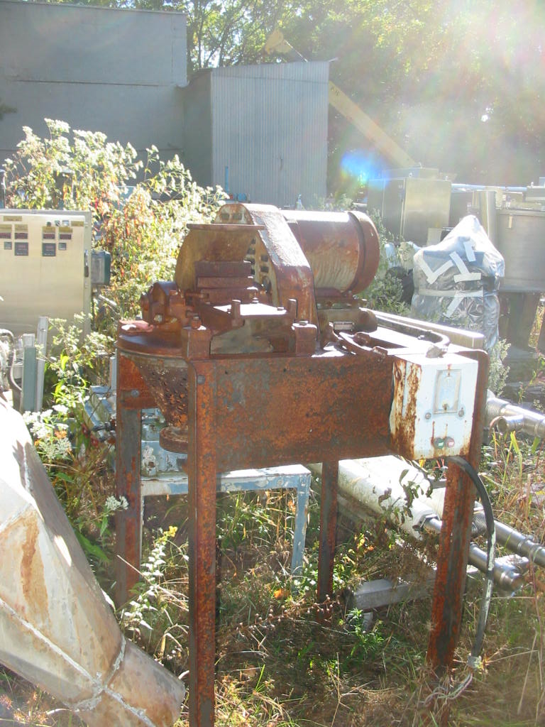 Pulva Model A-GF Pulvasizer, C/S