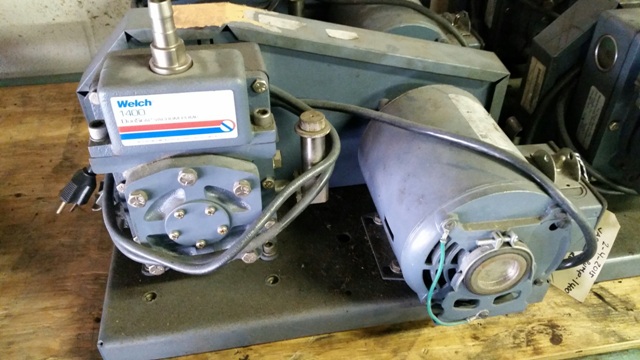 Welch Model 1400  Vacuum Pump