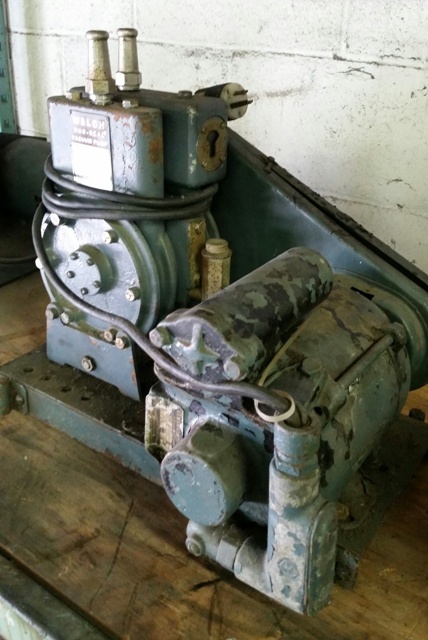 Welch Model 1405  Vacuum Pump