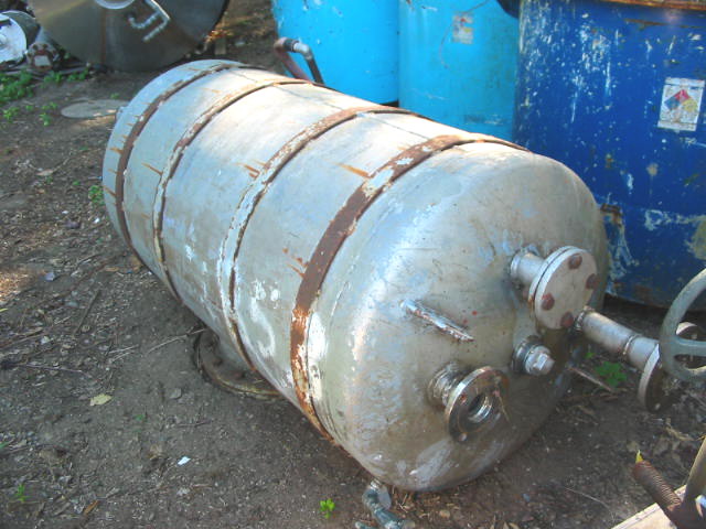 170 Gallon Vertical S/S Tank