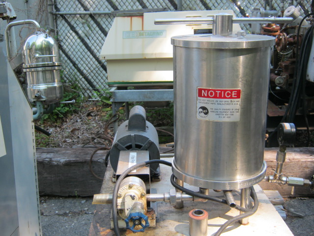 8 inch dia. Ertel Vertical Sealed Disc Mini-Press, S/S