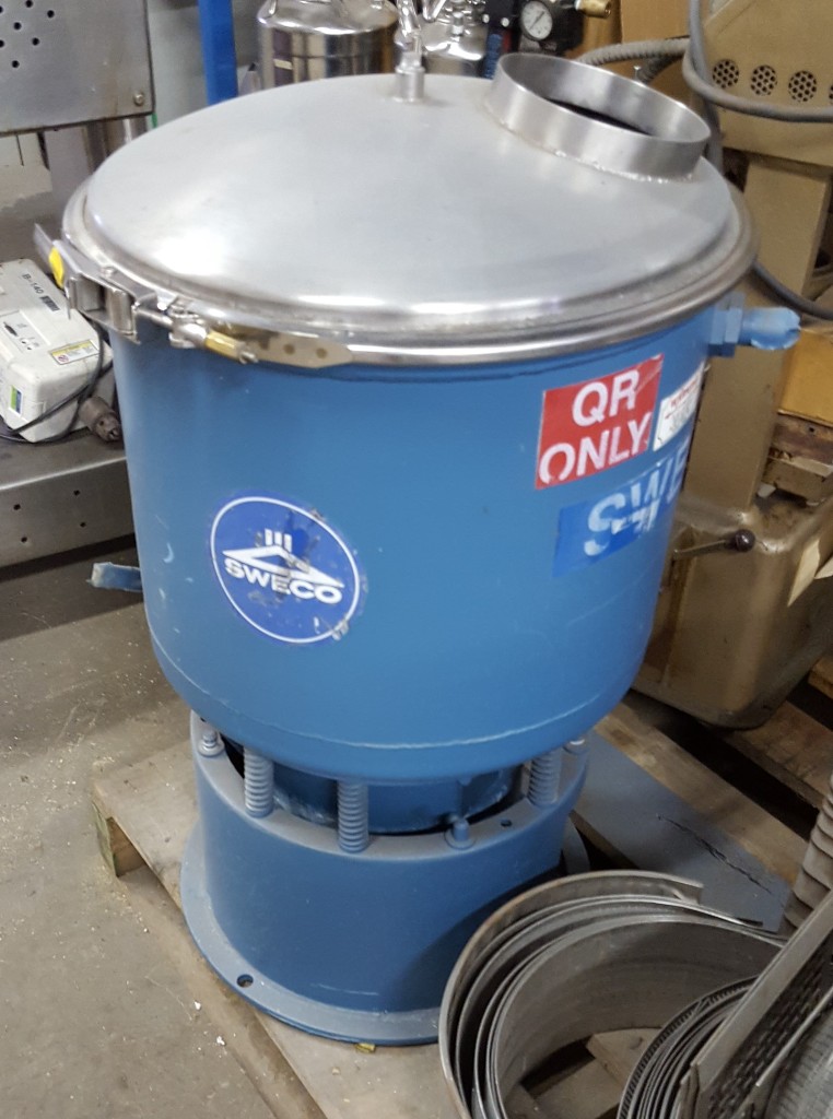 Sweco Model M-18L Vibro-Energy Mill